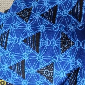 LulaRoe Tall and Curvy leggings
